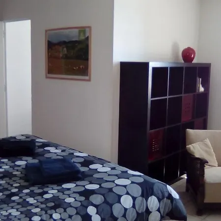 לינה וארוחת בוקר Plus Belle La Vue Chambres D'hotes *