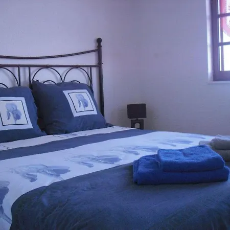 Plus Belle La Vue Chambres D'hotes לינה וארוחת בוקר